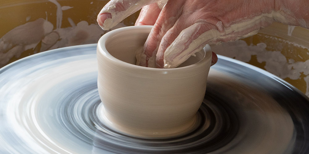 composite bonding vs porcelain veneers