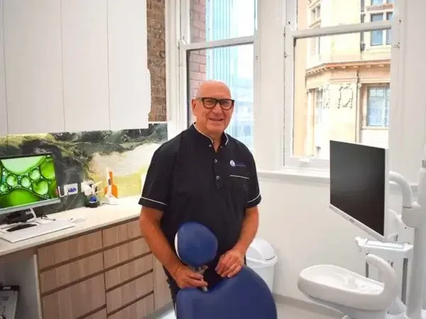 Dr Michael Finkelstein